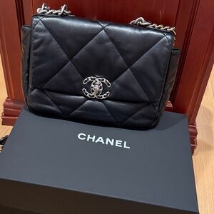 Chanel 19 small silver hardware with box and dust bag excellent condition